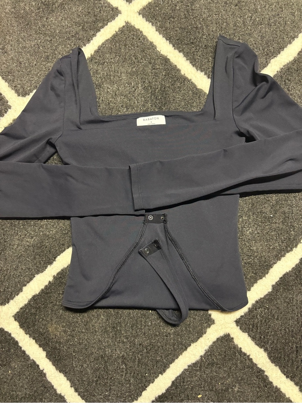Babaton by Aritzia Original contour headway bodysuit